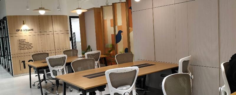 Ofis Square workspace