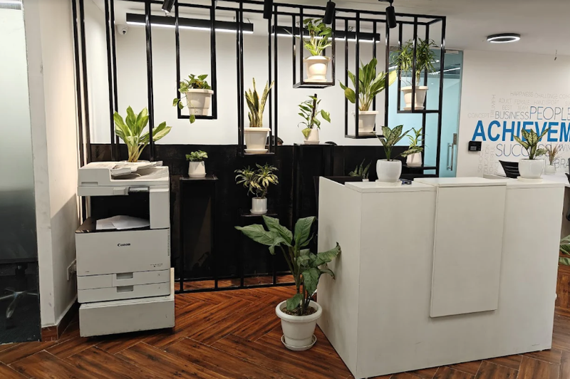Desk Plaza photo 1